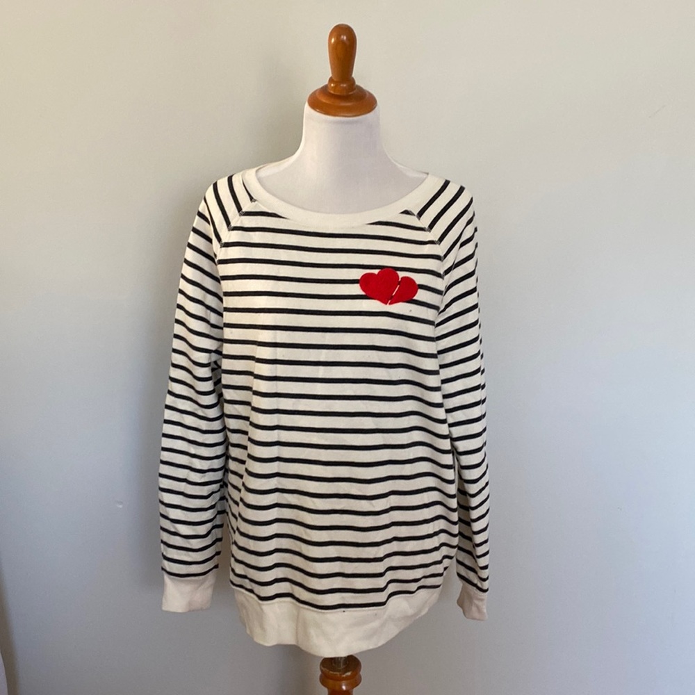 Old navy size L heart sweater